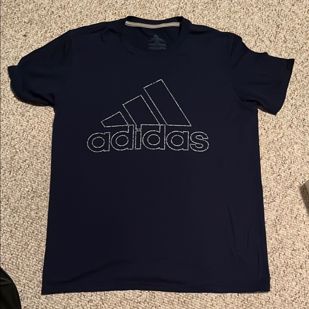 Adidas T-Shirt